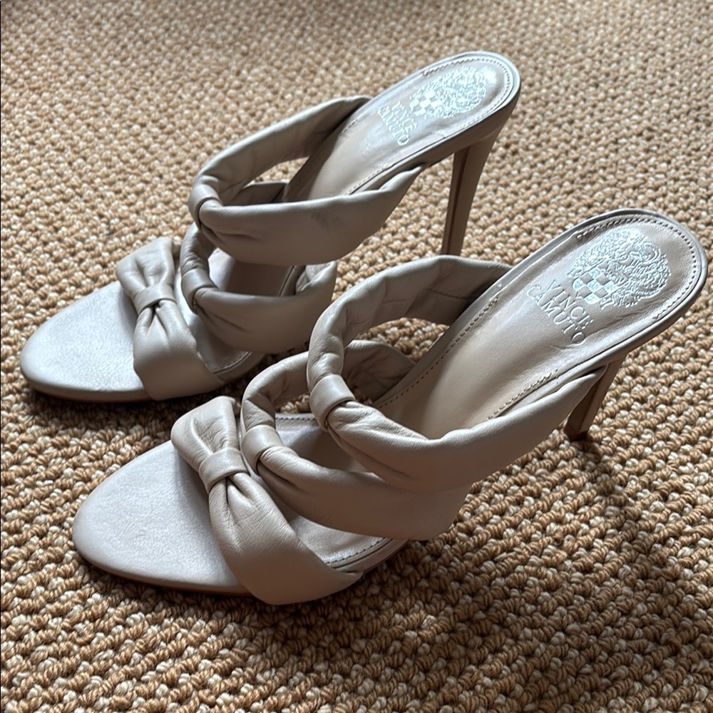Vince Camuto Thendie Mule Heel Sandal Cream